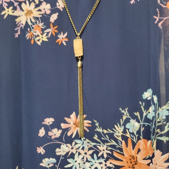 BCX Flowy Floral Dress with Necklace - Picture 2 of 10